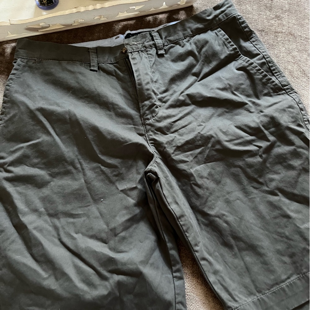 Tommy Hilfiger Gray Men’s Shorts - Size 34